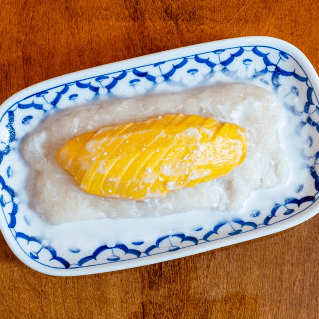 Kao-Niew-Moon.