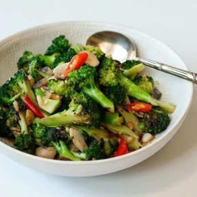 Pad-Broccoli Stir-Fried.