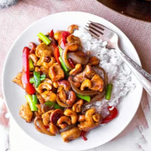 Pad-Cashew-Nut Stir-Fried.