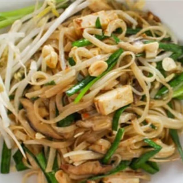 Pad-Mee-Sua Stir-Fried Noodle.